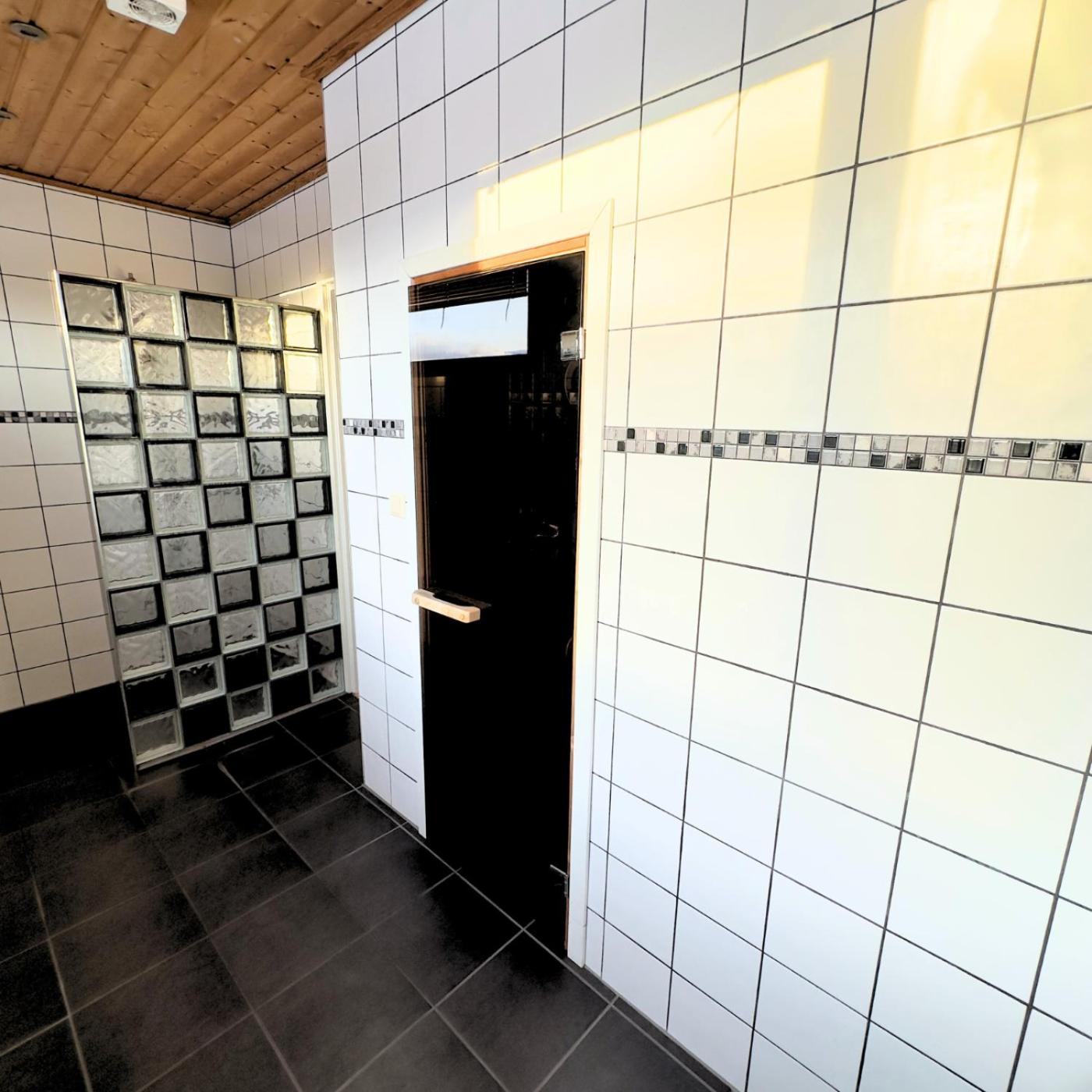 Centralhotellet Vetlanda Bagian luar foto